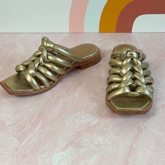 Elegant Gold Women's Braided Sandals - Picture 3 of 5